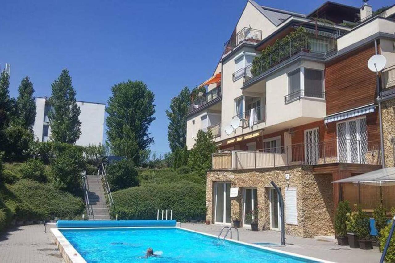 Cool & Pool Apartman Lägenhet Balatonfüred Exteriör bild